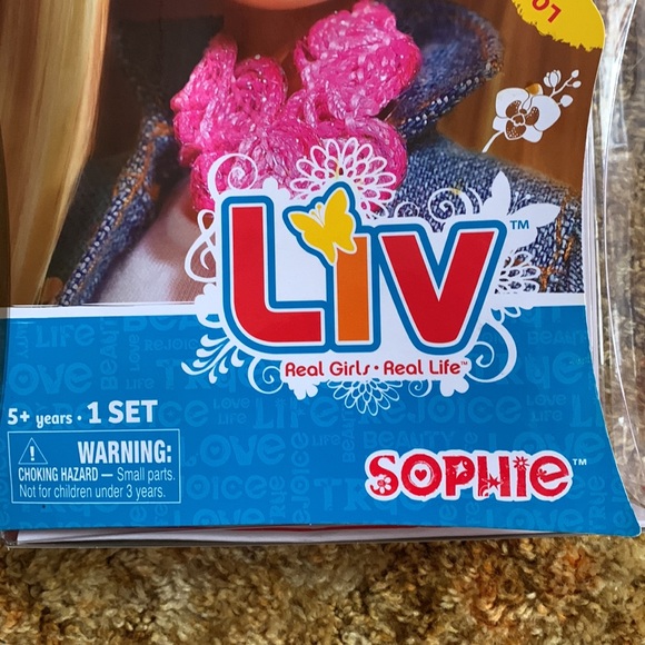 NWOT Liv doll Sophie - Picture 3 of 9